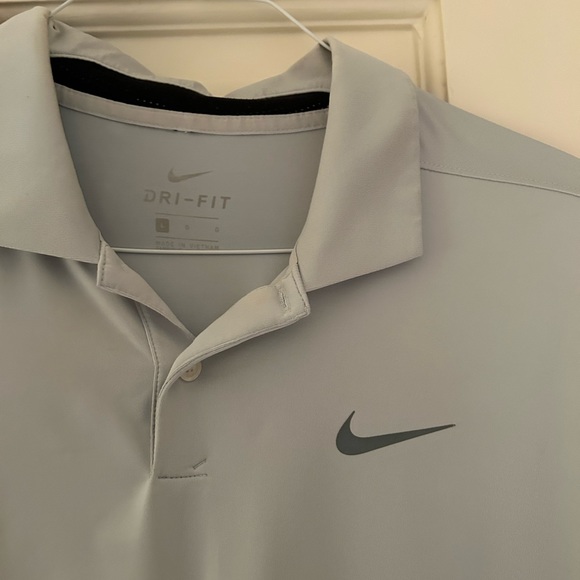 Nike Dri-Fit Golf Polos ( set of 3) size large - Picture 5 of 7